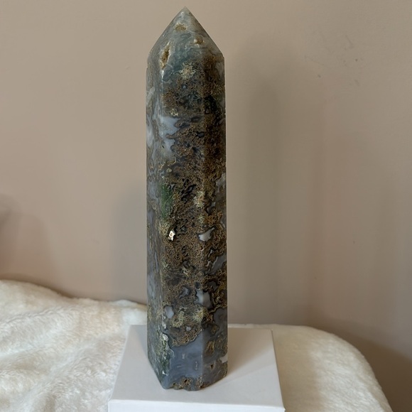 💚 LARGE 8-1/2” Tall 667g 1 Pound Moss Agate Crystal Tower - Picture 4 of 6
